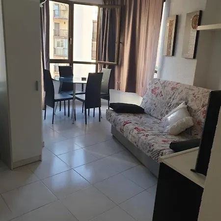 Apartamento Angela Apartment *